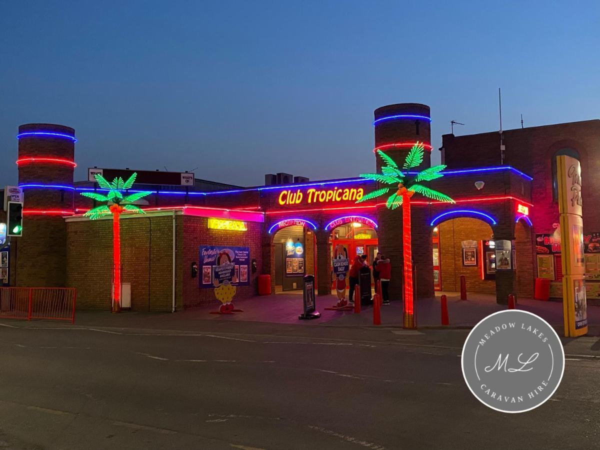 Palm Grove 132 - Pet Friendly, Wifi, Central Heating, Close To Shops And Beach - Meadow Lakes Caravan & Lodge Hire شابيل سانت ليوناردز المظهر الخارجي الصورة