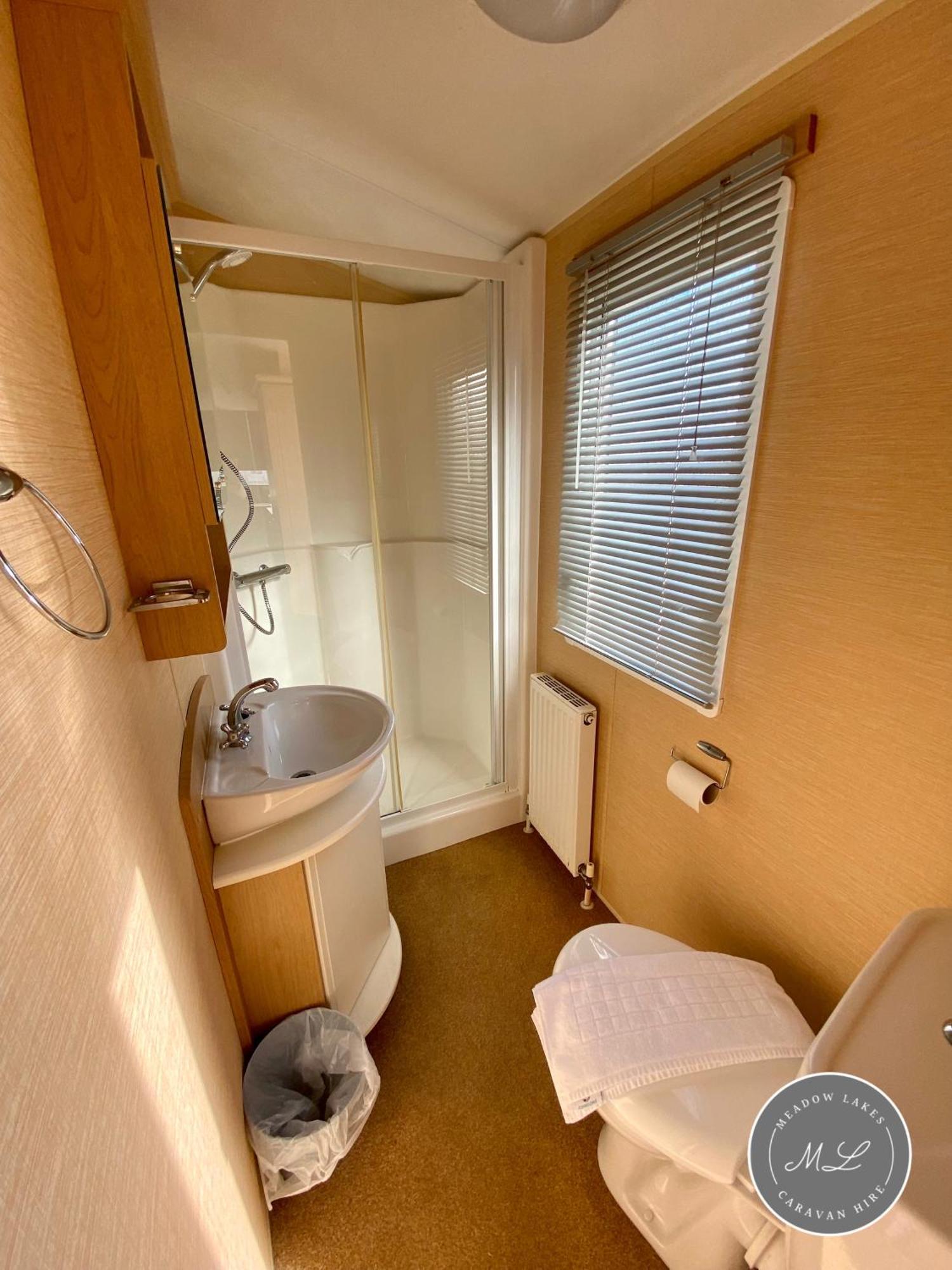 Palm Grove 132 - Pet Friendly, Wifi, Central Heating, Close To Shops And Beach - Meadow Lakes Caravan & Lodge Hire شابيل سانت ليوناردز المظهر الخارجي الصورة